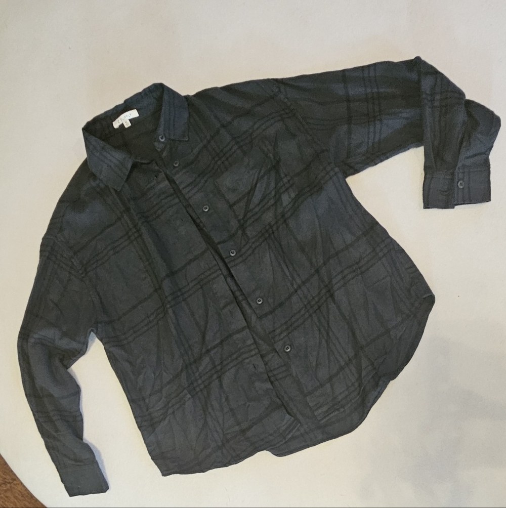 Z Supply women's dark plaid flannel shirt, size xs